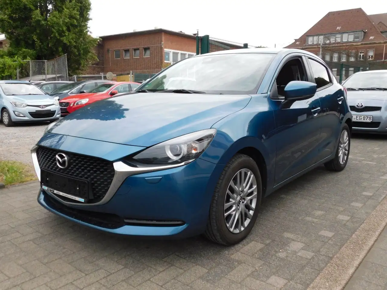 Mazda 2 Mazda 2 1.5 SKYACTIV-G 90 M-Hybrid Kizoku — photo 1 of 36