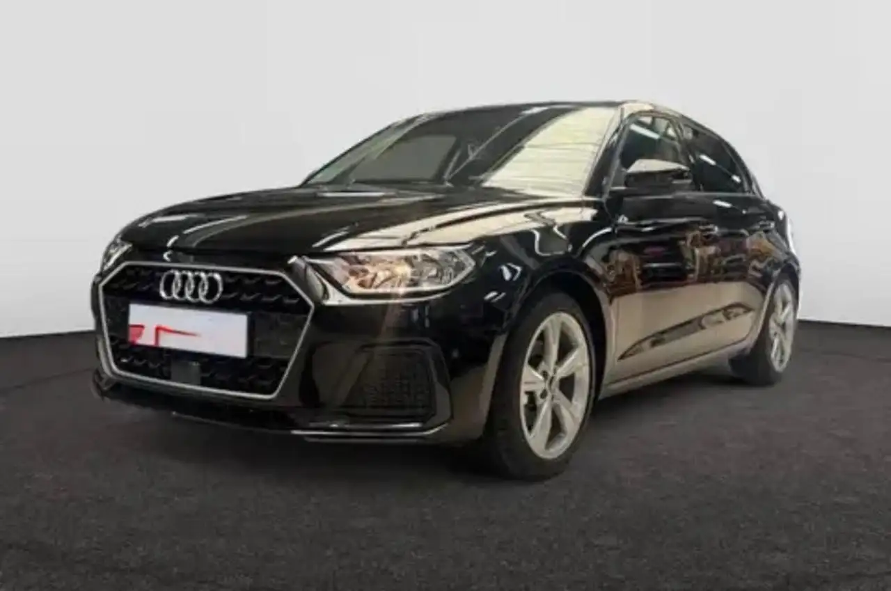 Audi A1 30 TFSI 110 ch S tronic 7 Business line — photo 1 of 9