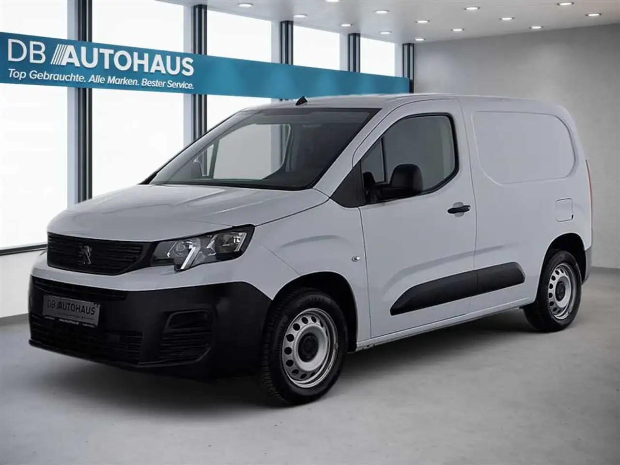 Peugeot PartnerKasten Premium 1.5 BlueHDI — photo 1 of 31