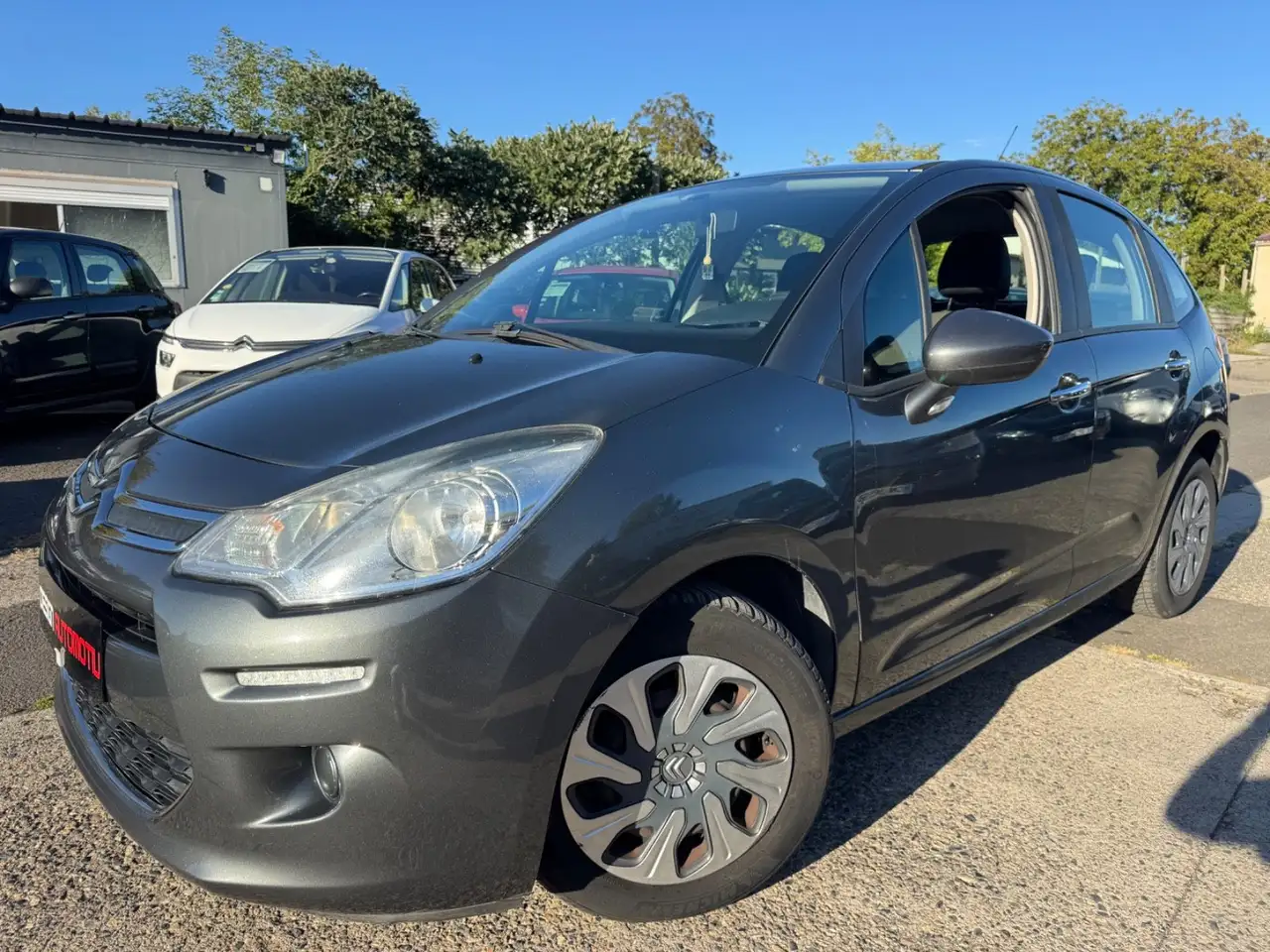 Citroen C3 1.0VTi 68CH PureTech Confort — photo 1 of 11