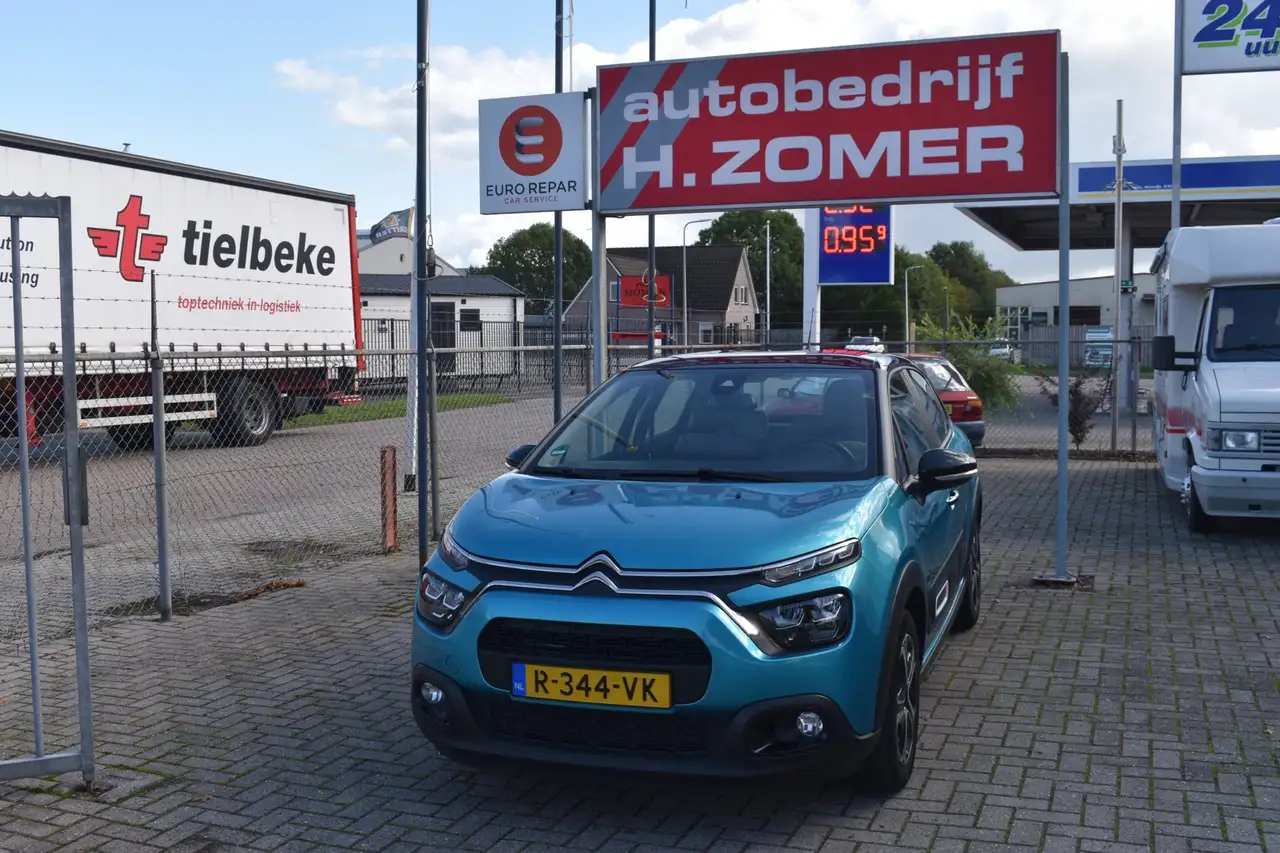 Citroen C3 1.2 PureTech Shine Business — photo 1 of 16