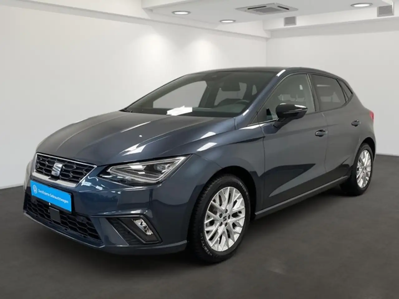 SEAT Ibiza FR 1.0 TSI DSG - LM Navi ACC SHZ Keyless GJR MFL V — photo 1 of 7