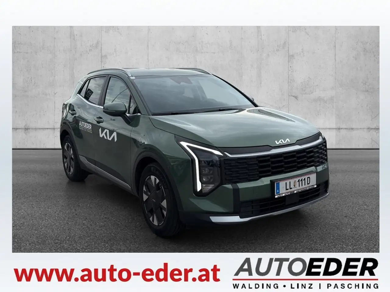 Kia Sportage 1,6 TGDI Silber DCT — photo 1 of 15