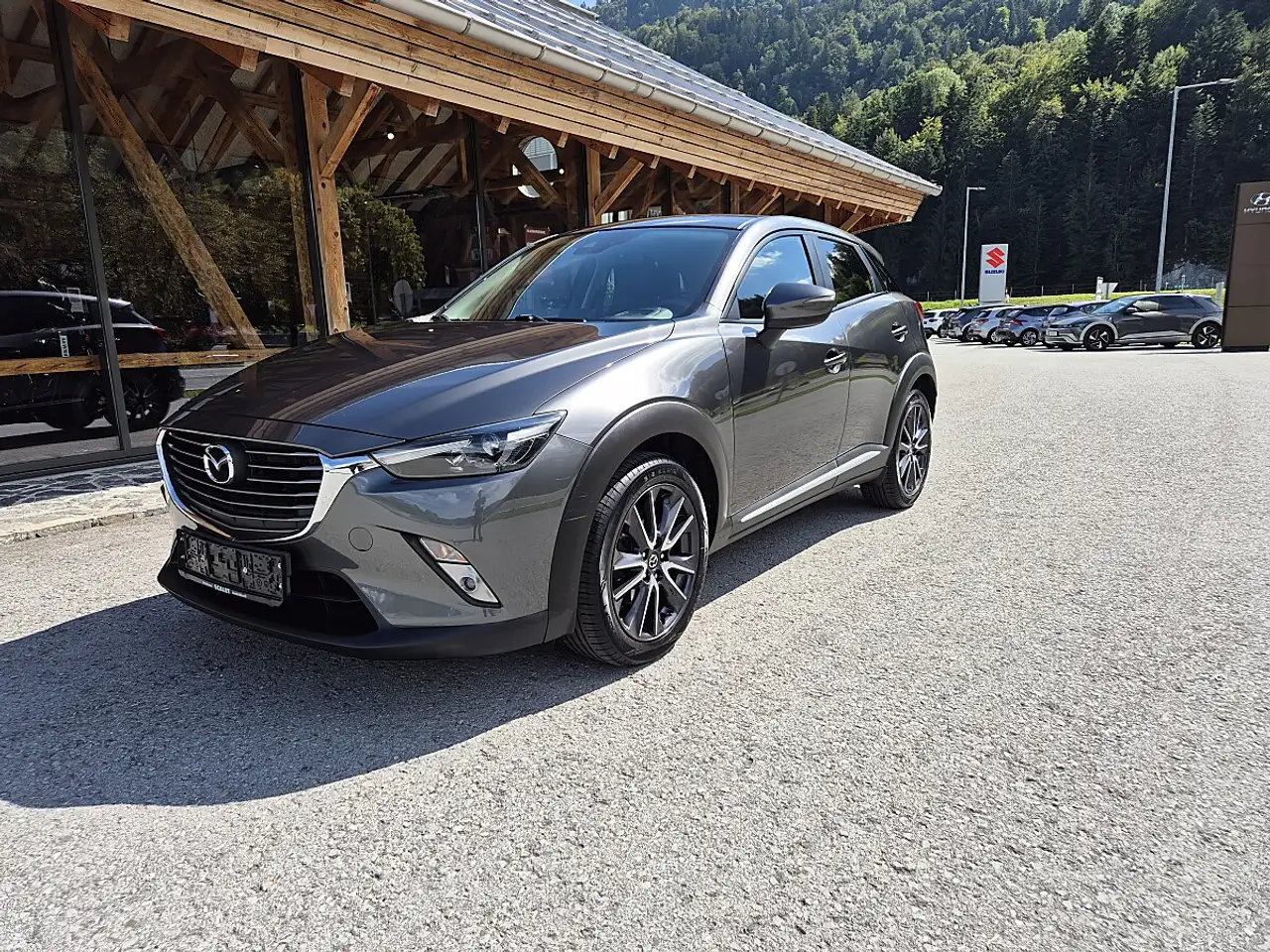 Mazda CX-3 CD105 AWD Revolution — photo 1 of 26