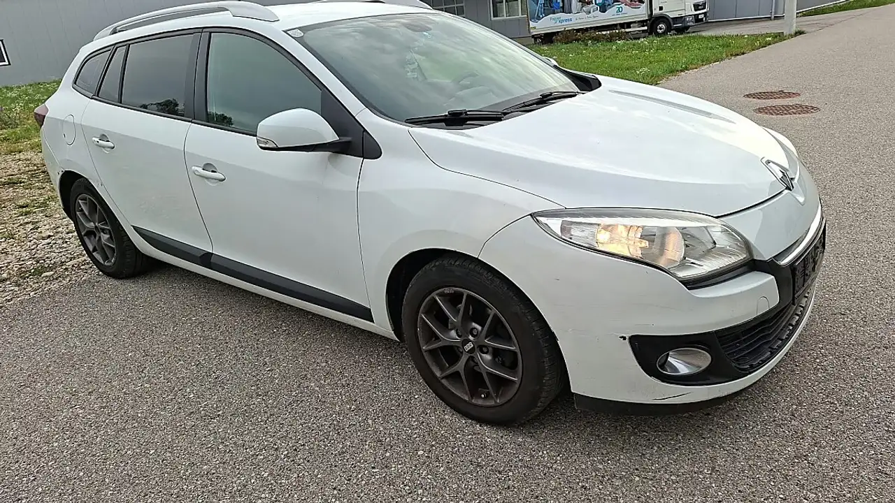 Renault Megane Mégane Grandtour TomTom Edition Energy dCi 110 — photo 1 of 7
