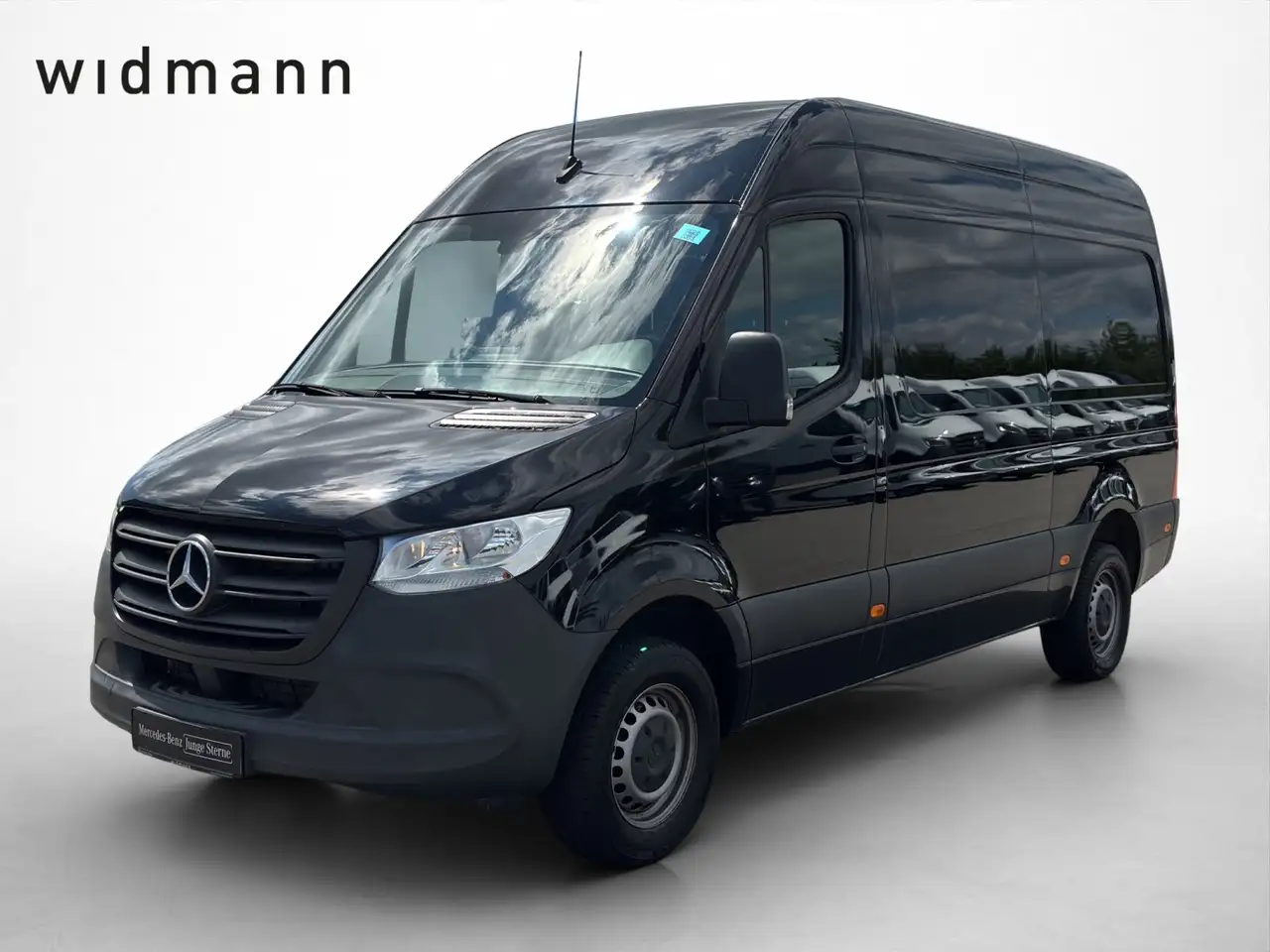 Mercedes-Benz Sprinter 317 CDI Kasten Hochdach Standard AHK — photo 1 of 20