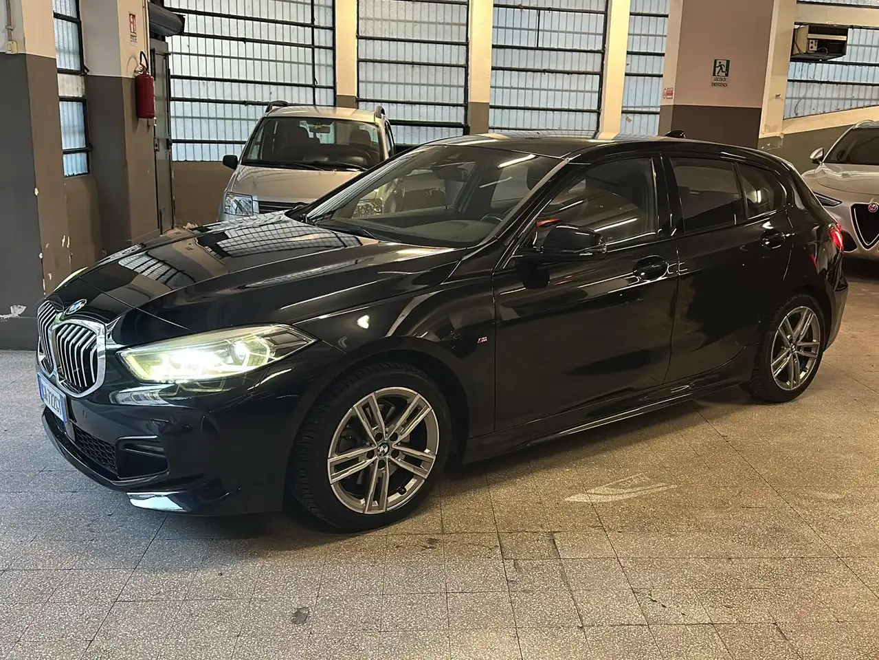 BMW 118 Serie 1 F40 118d Msport auto — photo 1 of 28
