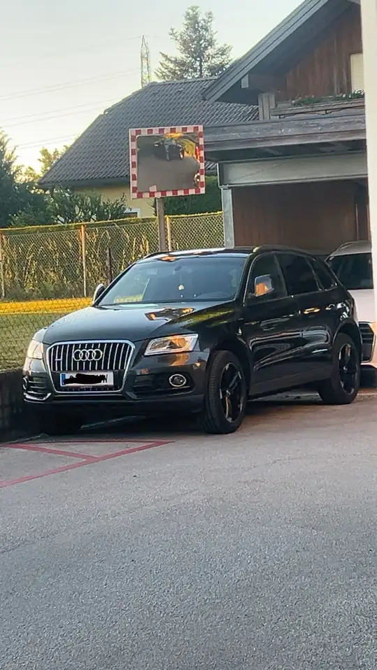 Audi Q5 3,0 TDI quattro DPF S-tronic — photo 1 of 8