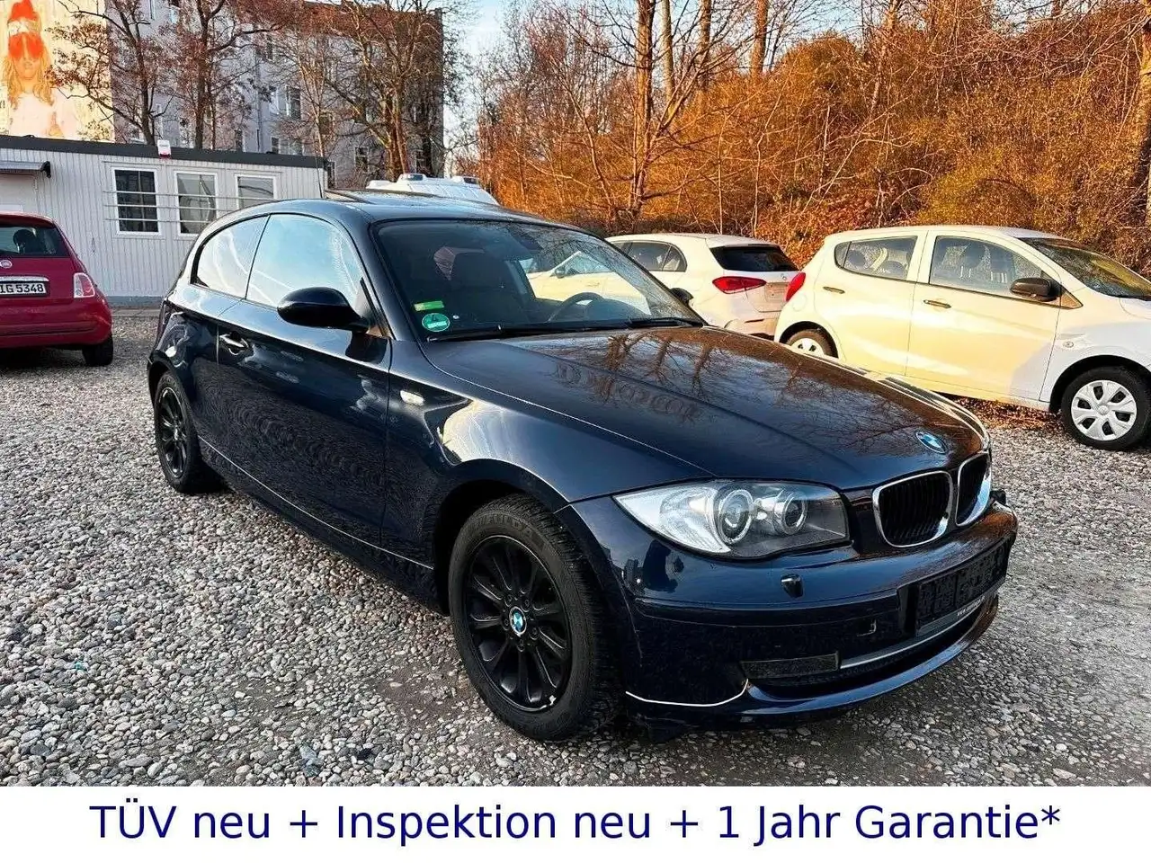 BMW 118 iA + Xenon + Navi + Automatik + Schiebedach — photo 1 of 19