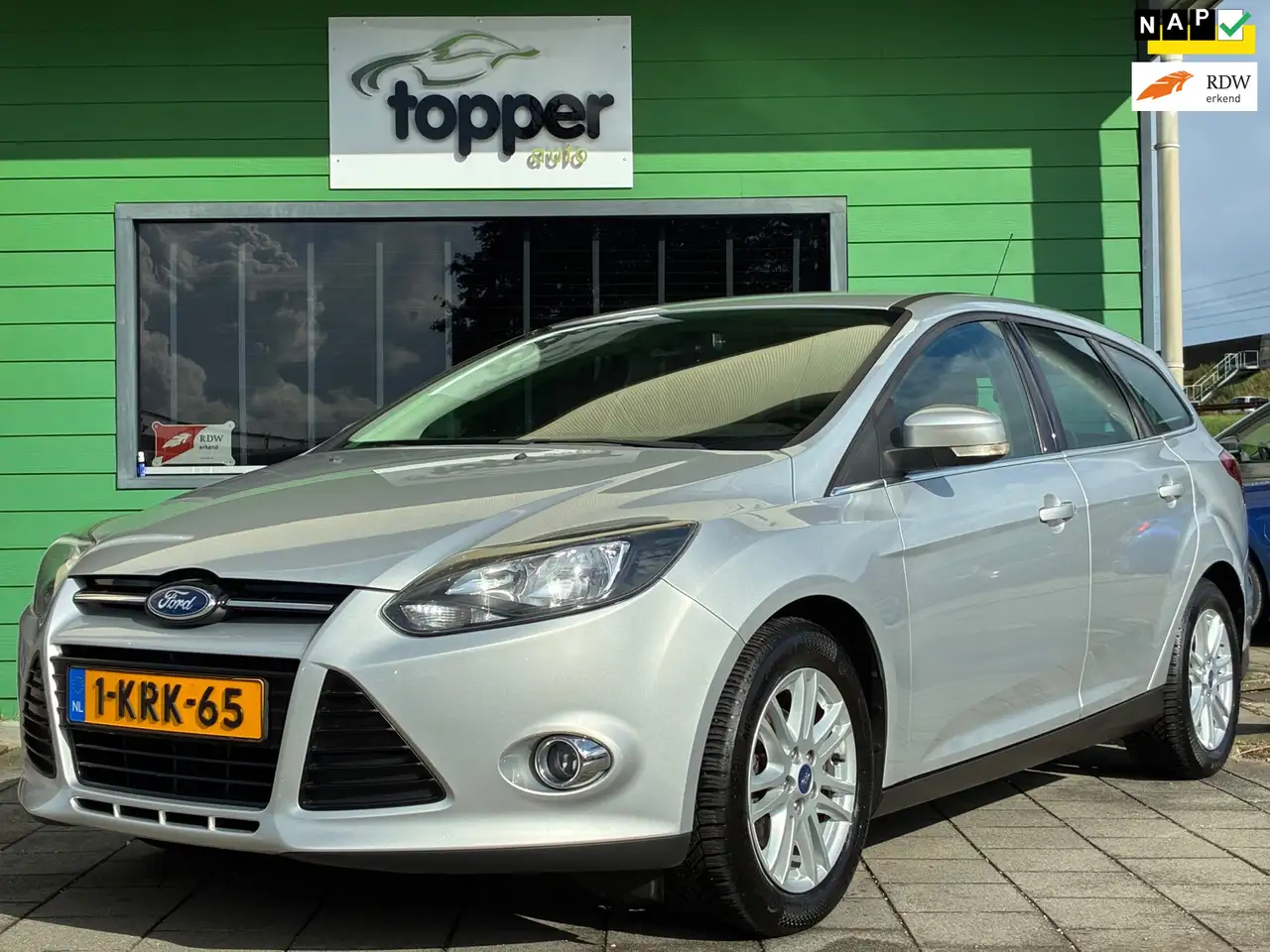 Ford Focus Wagon 1.0 EcoBoost Titanium|1e Eigenaar|D-riem v.v — photo 1 of 33