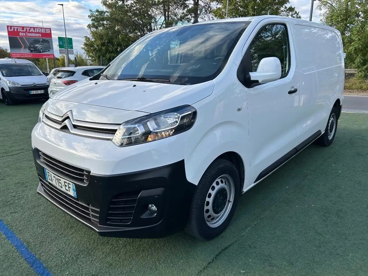 Citroen Jumpy Vu M (11.490 HT) 2.0 BLUEHDI 120B USINESS L2 — photo 1 of 23