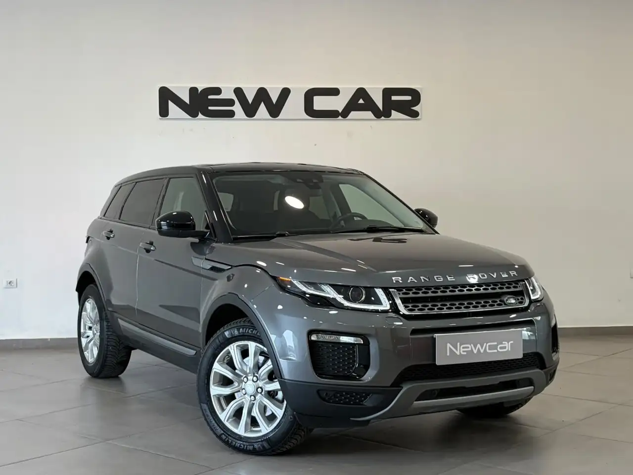 Land Rover Range Rover Evoque 2.0 td4 150 cv 5p hse dynamic (110 kw) — photo 1 of 15