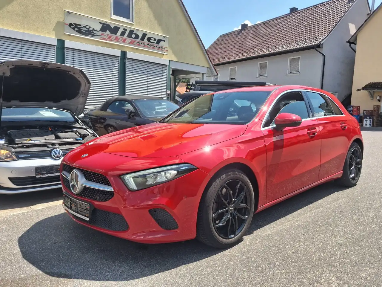 Mercedes-Benz A 200 Progressive LED+NAVI+VIRTUAL+PDC — photo 1 of 27