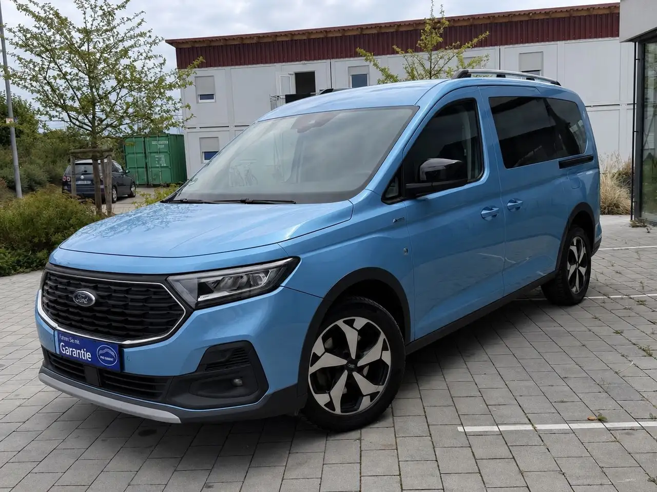 Ford Grand Tourneo Connect Active LED NAVI Automatik — photo 1 of 13