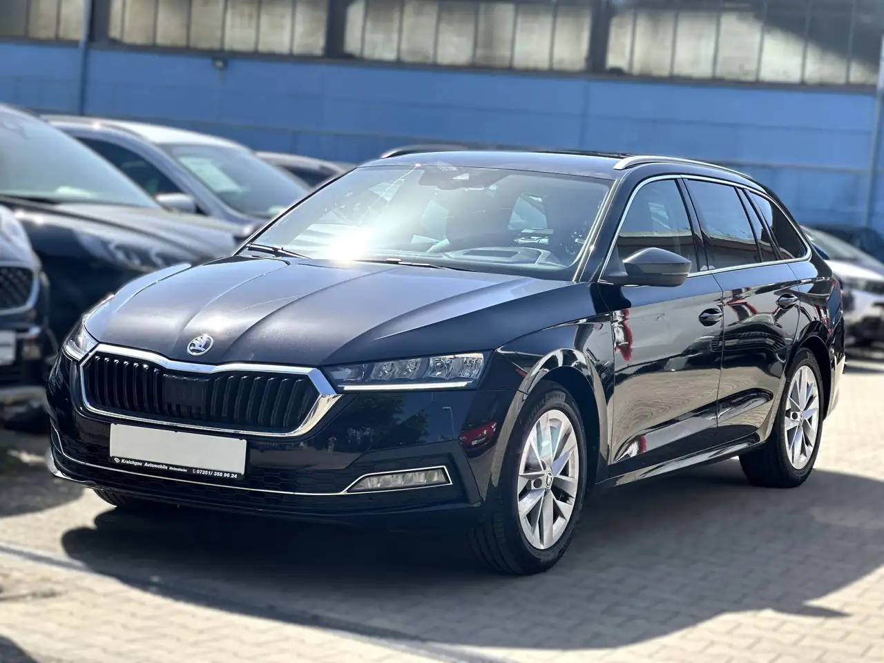 Skoda Octavia 2.0 TDI DSG*Leder*Massage*ACC*LED*Head-Up*230V*Sitzheizung — photo 1 of 23