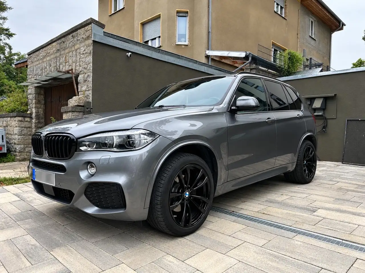 BMW X5 30d M-Paket LED Softclose Harman/Kardon — photo 1 of 15