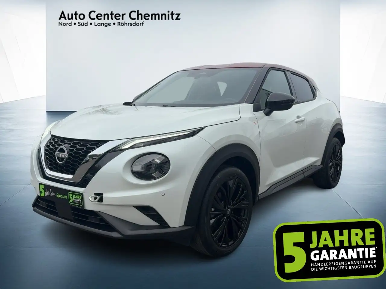 Nissan Juke 1.6 Redline Edition ACC+Alcantara+LED+Navi — photo 1 of 20
