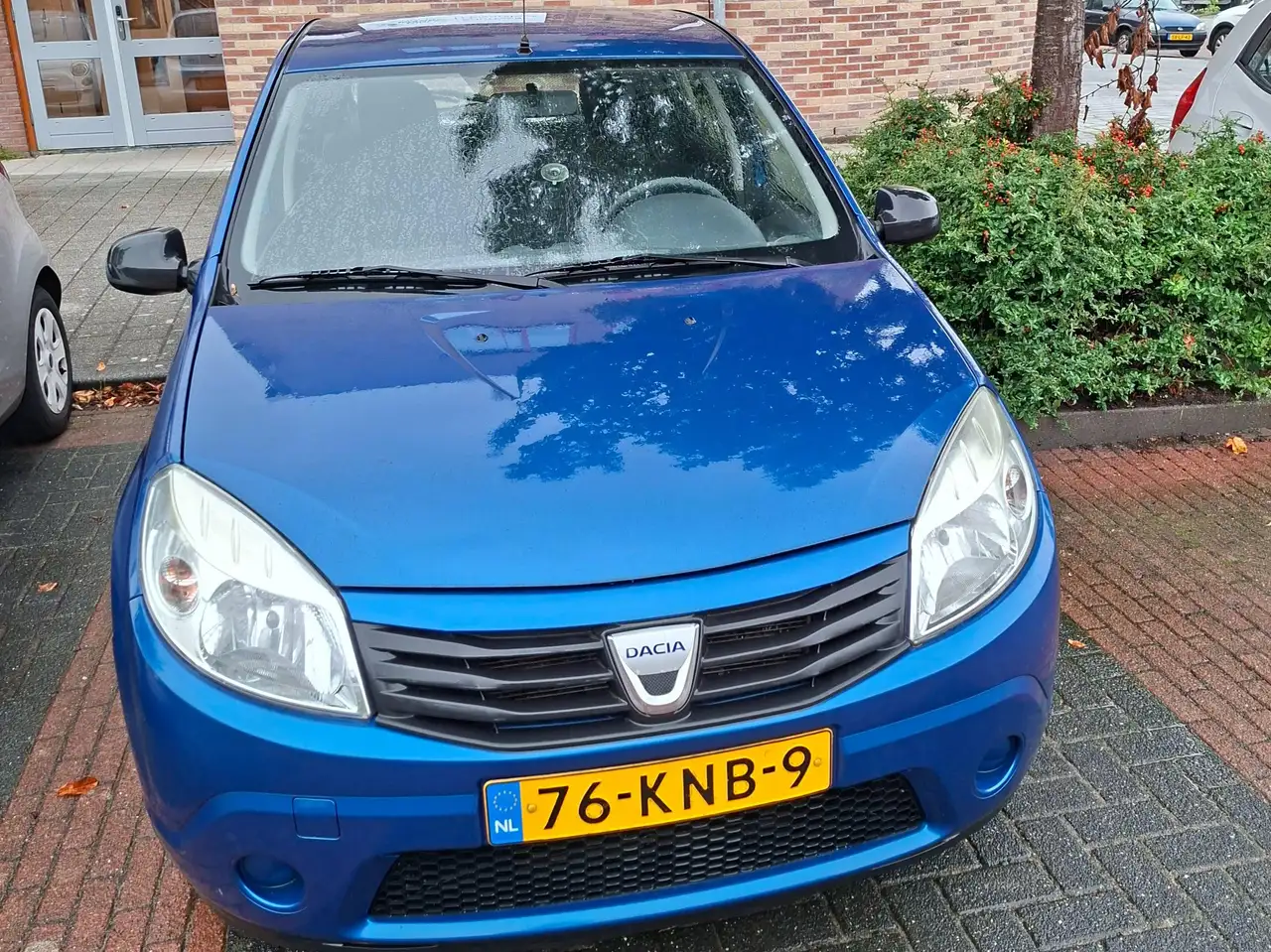 Dacia Sandero Sandero 1.2 — photo 1 of 19