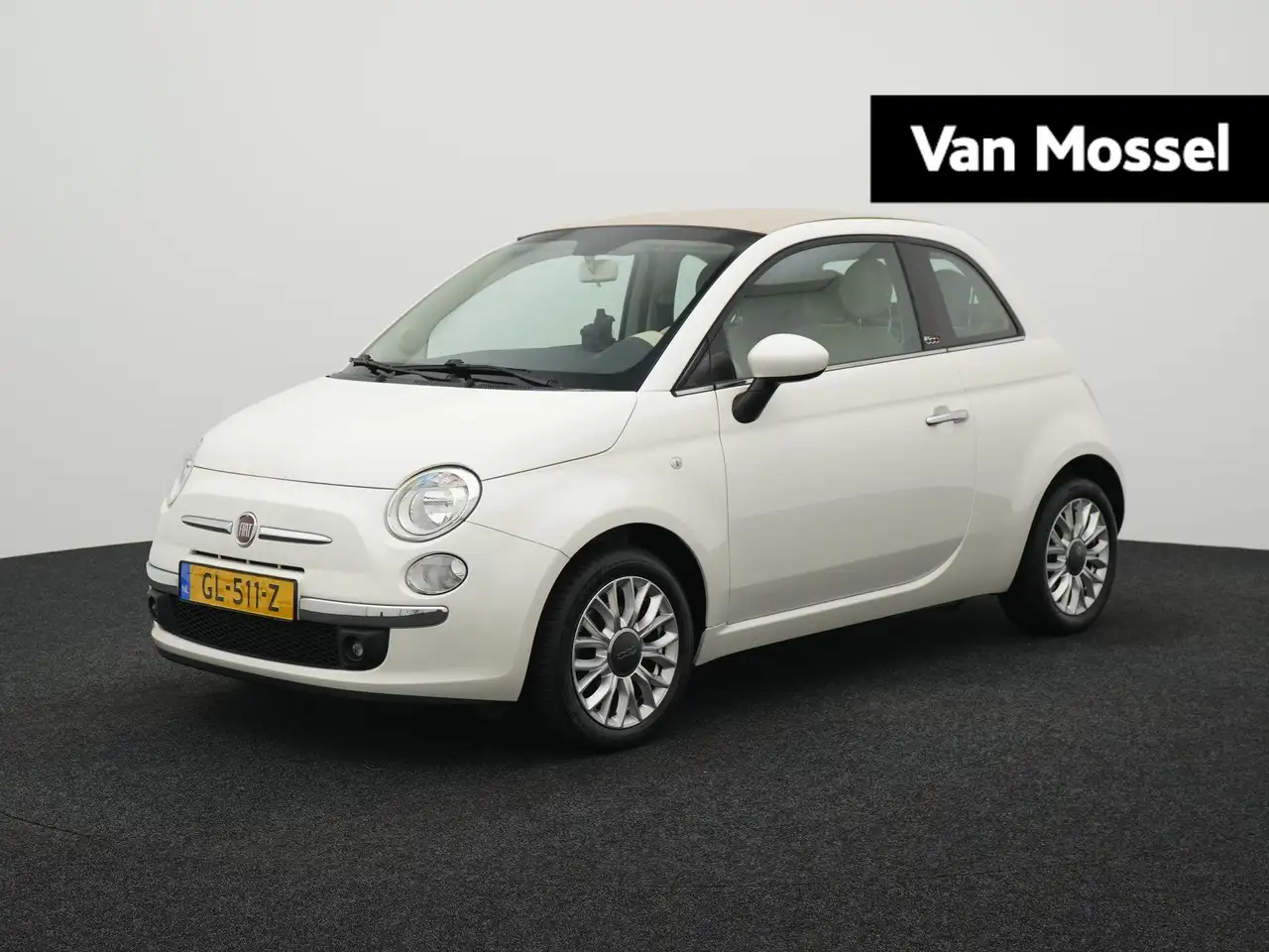 Fiat 500C 0.9 TwinAir Turbo Lounge — photo 1 of 30