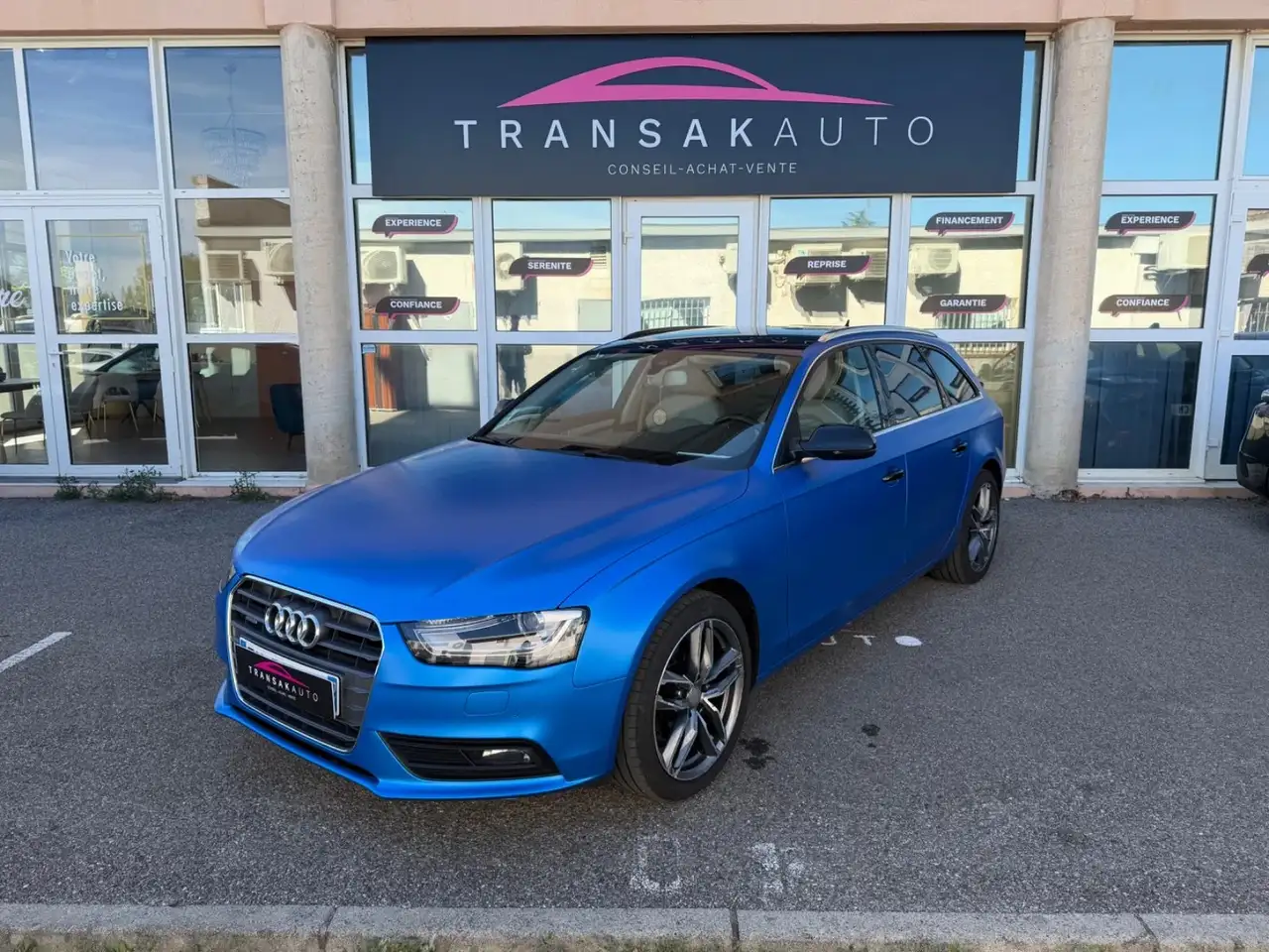 Audi A4 AVANT V6 3.0 TDI 245 Quattro Ambition Luxe S Tronic A — photo 1 of 25
