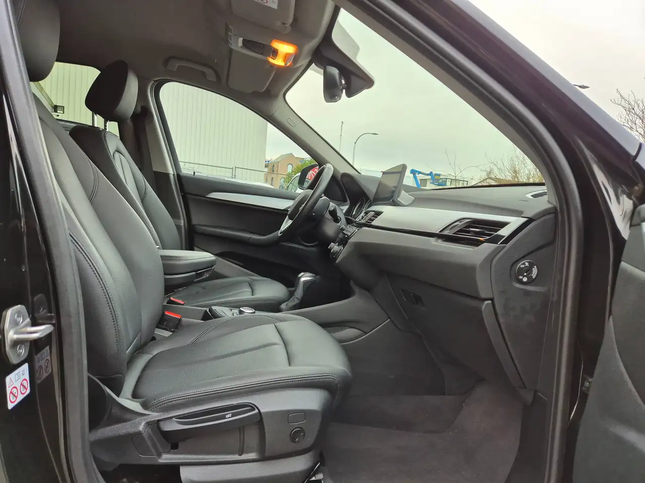2022 BMW X1 PHEV 1.5iA xDrive25e / 4WD / HYBRID / 2022 !!, photograph 9