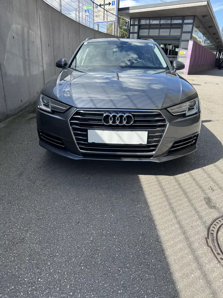 Audi A4 Avant 2.0 TDI ultra design — photo 1 of 19