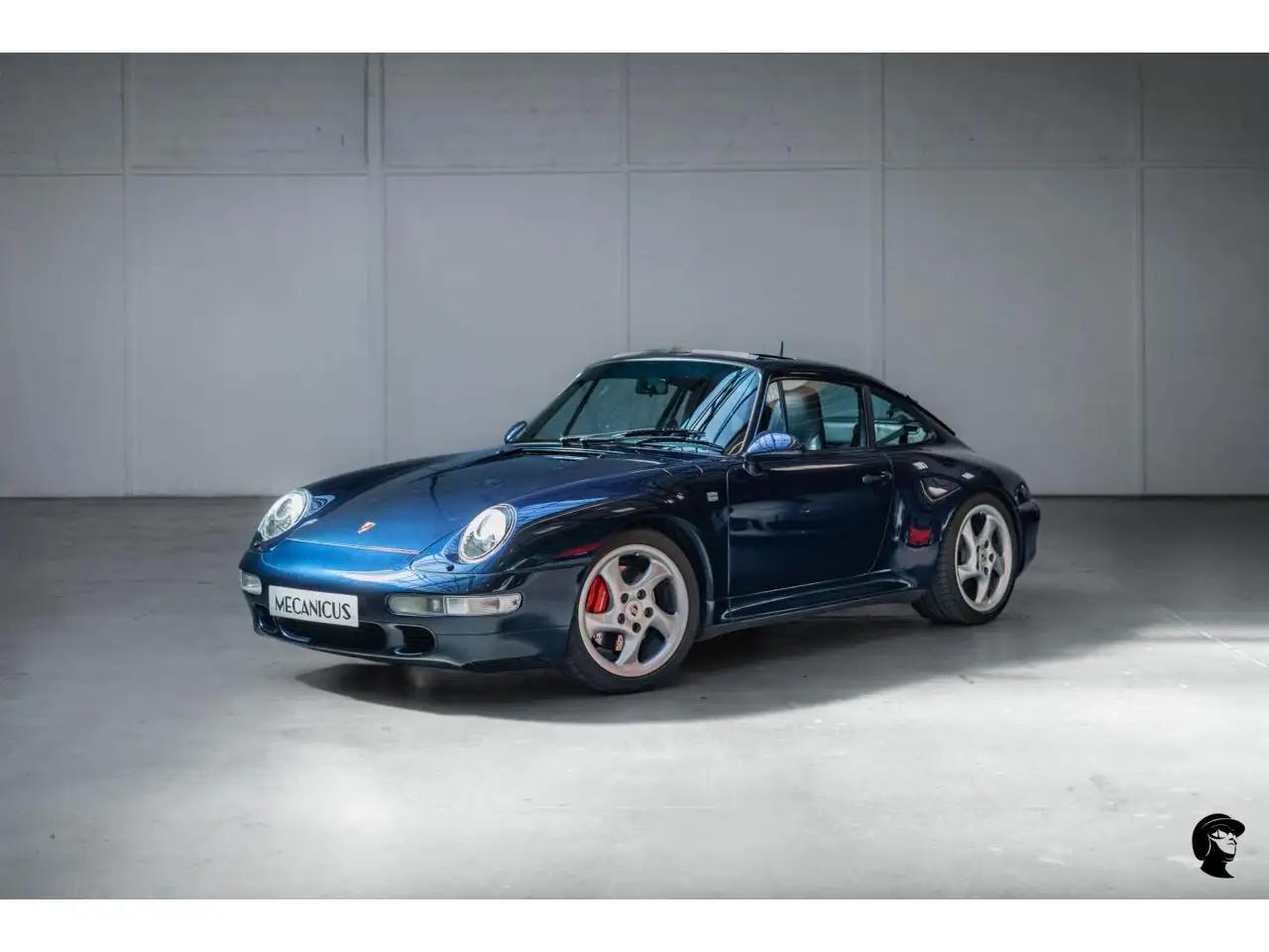 Porsche 911 993 Carrera 4S *Ocean Blue Metallic / Réfection moteur / Suivi complet* — photo 1 of 32