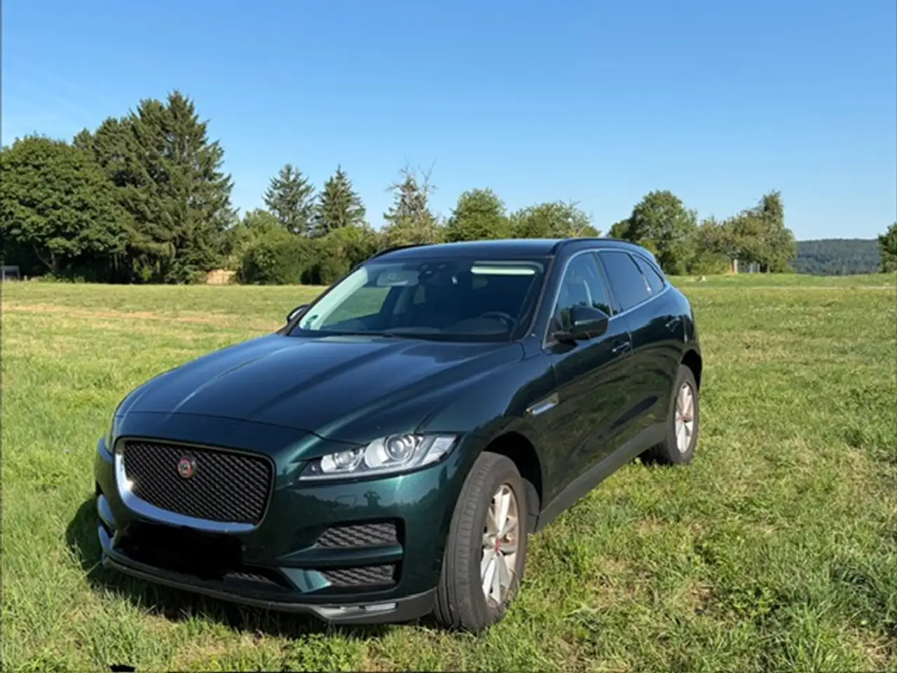 Jaguar F-Pace F-Pace 20d AWD Aut. Prestige — photo 1 of 9