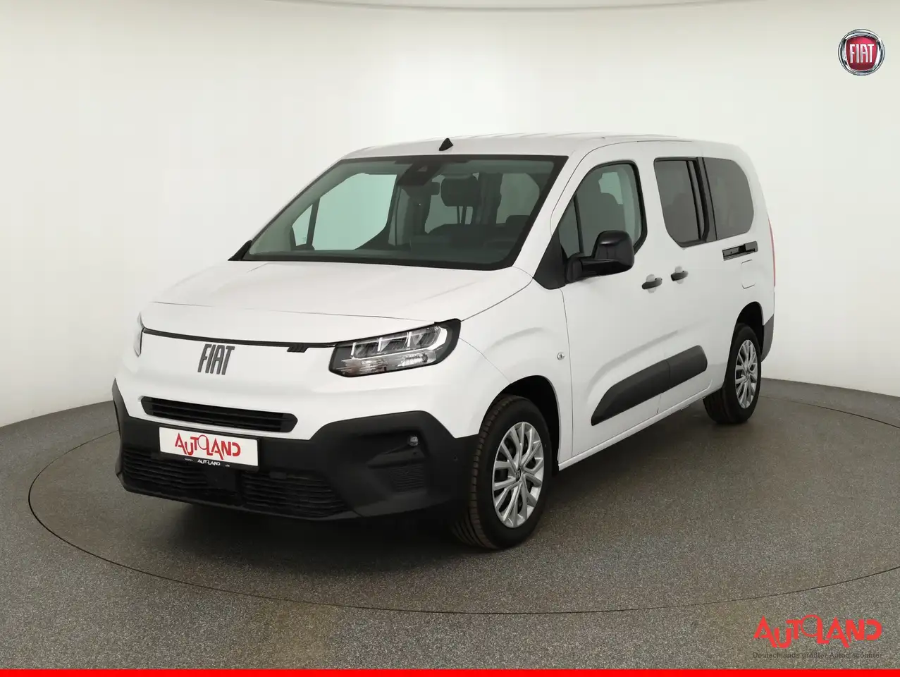 Fiat Doblo Maxi 1.5 BlueHDi Aut. LED Navi 7-Sitzer — photo 1 of 30