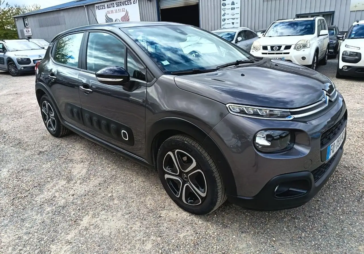 Citroen C3 CITROËN 1.2 110cv SHINE BUSINESS BVM6 GARANTIE 12 MOIS — photo 1 of 15