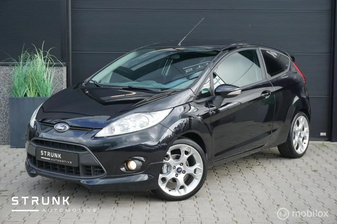 Ford Fiesta 1.6 Sport ST Airco Cruise LMV Stoelverwarming — photo 1 of 32
