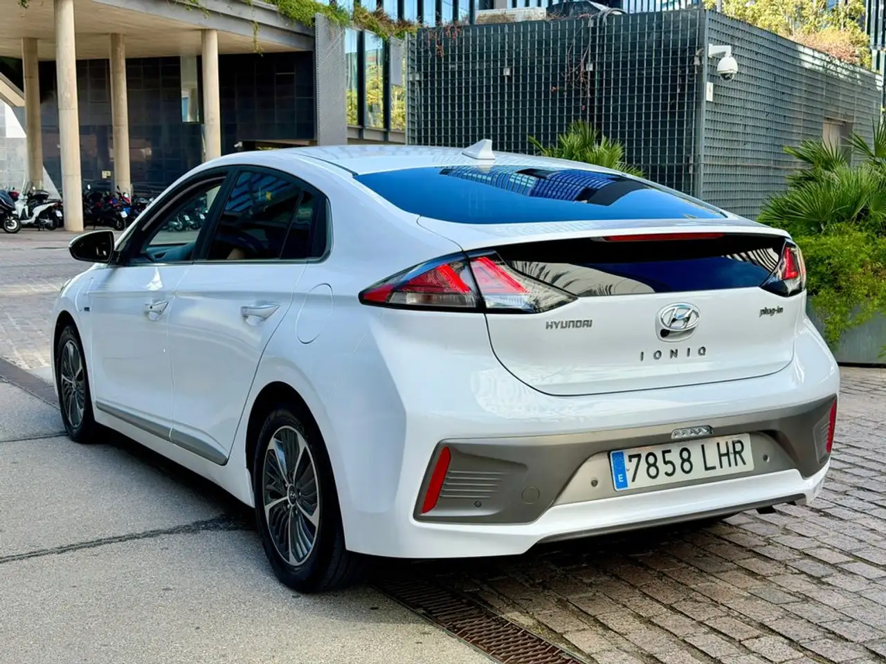 2020 Hyundai IONIQ PHEV 1.6 GDI Tecno, photograph 5