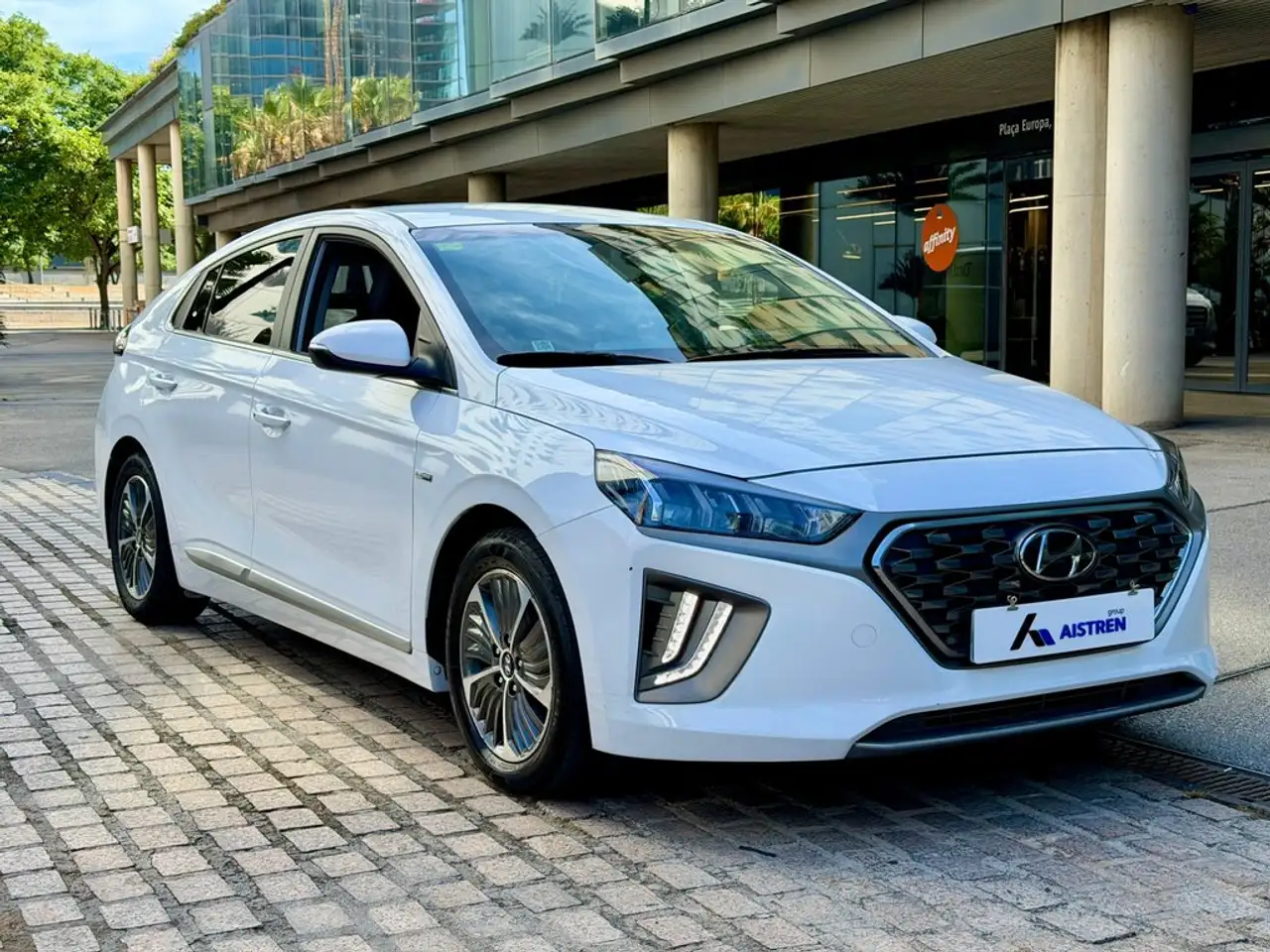 2020 Hyundai IONIQ PHEV 1.6 GDI Tecno, photograph 4