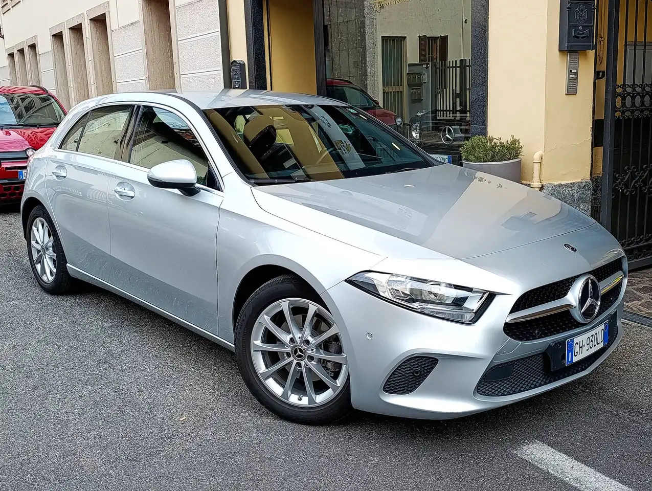 Mercedes-Benz A 180 Sport aut. solo Km 48.792 certificati e tagliandati Mercedes — photo 1 of 27