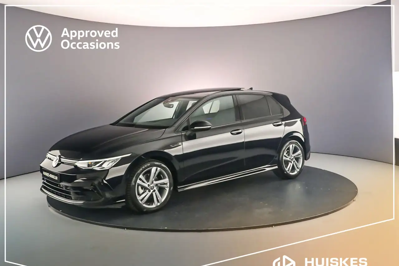 Volkswagen Golf 1.5 eTSI R-Line Business 130pk DSG Automaat, Panor — photo 1 of 15