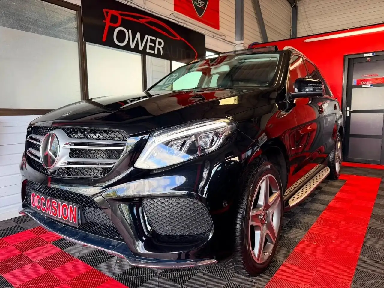 Mercedes-Benz GLE 350 3.0 350 D 260 FASCINATION 4MATIC 9G-TRONIC BVA — photo 1 of 11