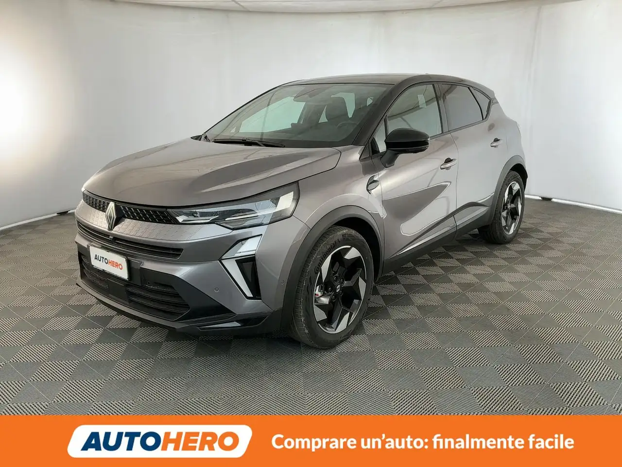 Renault Captur 1.8 Hybrid E-Tech Techno 160 CV FHEV — photo 1 of 32
