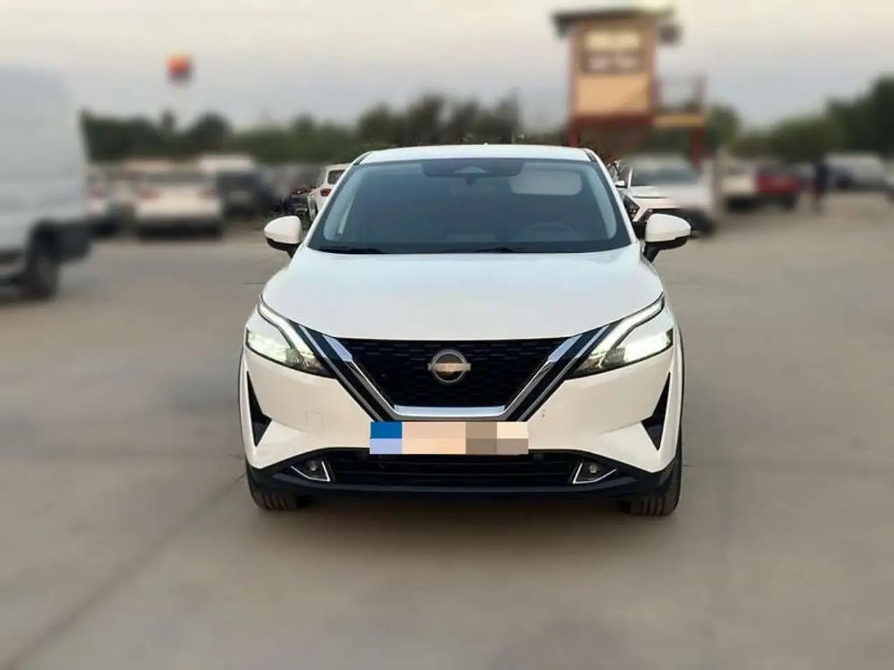 Nissan Qashqai DIG-T 103kW (140CV) mHEV 4x2 Acenta — photo 1 of 15
