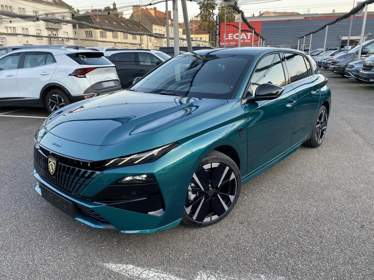 Peugeot 308 III 1.2 Hybrid 145 e-DCS6 GT Exclusive TOIT OUVRANT / FOCAL — photo 1 of 15