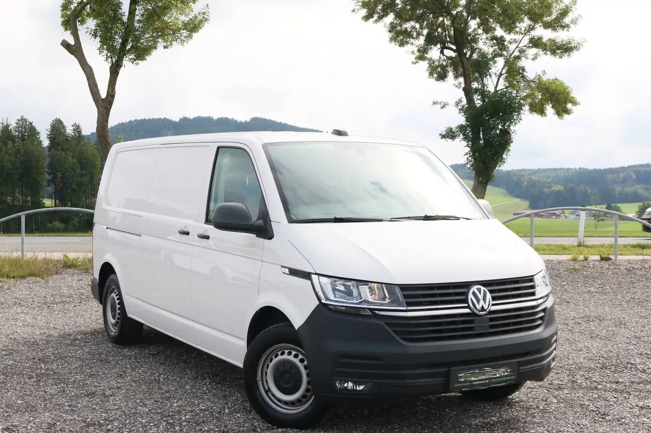 Volkswagen T6.1 Transporter Lang*Standheizung*Kamera*Frontscheibe heizbar*Regalsystem — photo 1 of 32