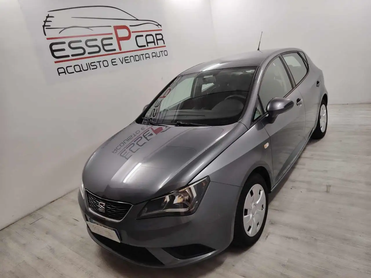 SEAT Ibiza 1.0 75 CV 5p. Connect Grey — photo 1 of 8