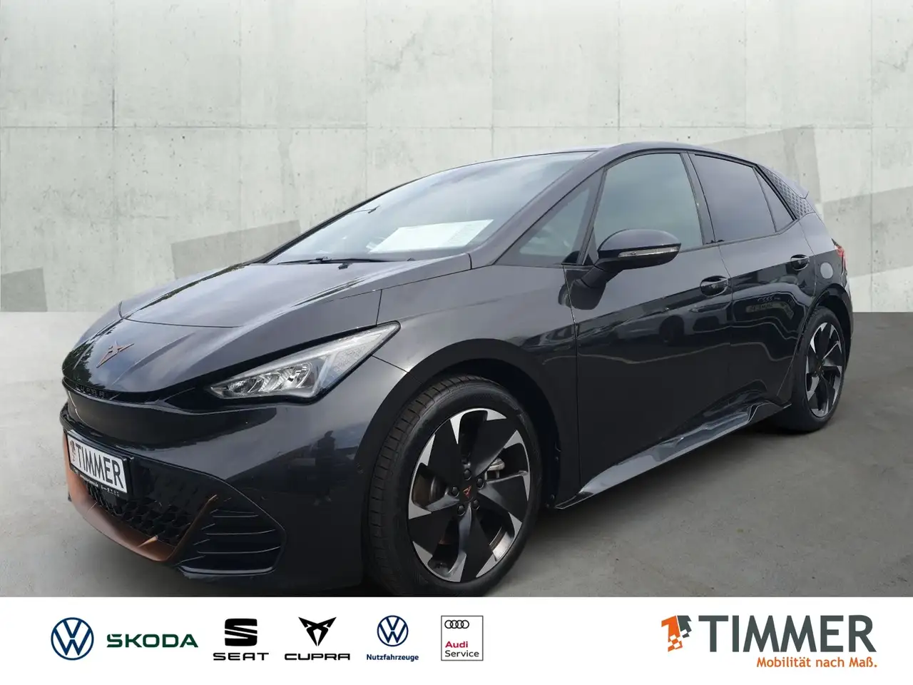 CUPRA Born 62 kWh PILOT L +360°+KESSY+ACC+LED+ — photo 1 of 19