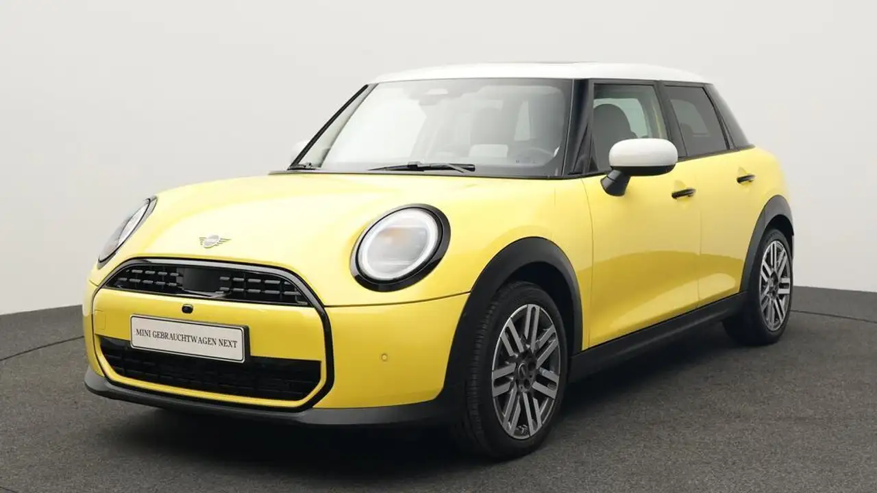 MINI Cooper C Classic Trim — photo 1 of 26