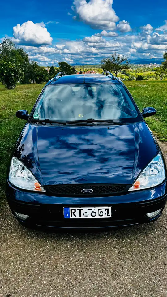 Ford Focus Focus 1.8 Turnier Futura — photo 1 of 22