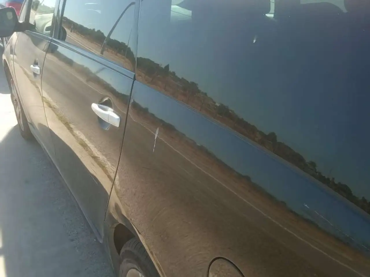 Mitsubishi Grandis 2.0DI-D Challenge — photo 1 of 10