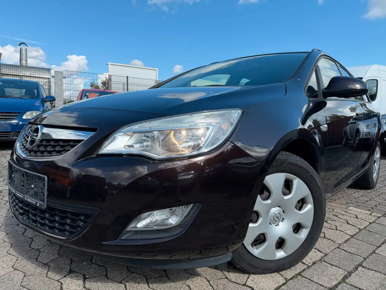 Opel Astra Sport,Klimaanlage,1-Hand — photo 1 of 13