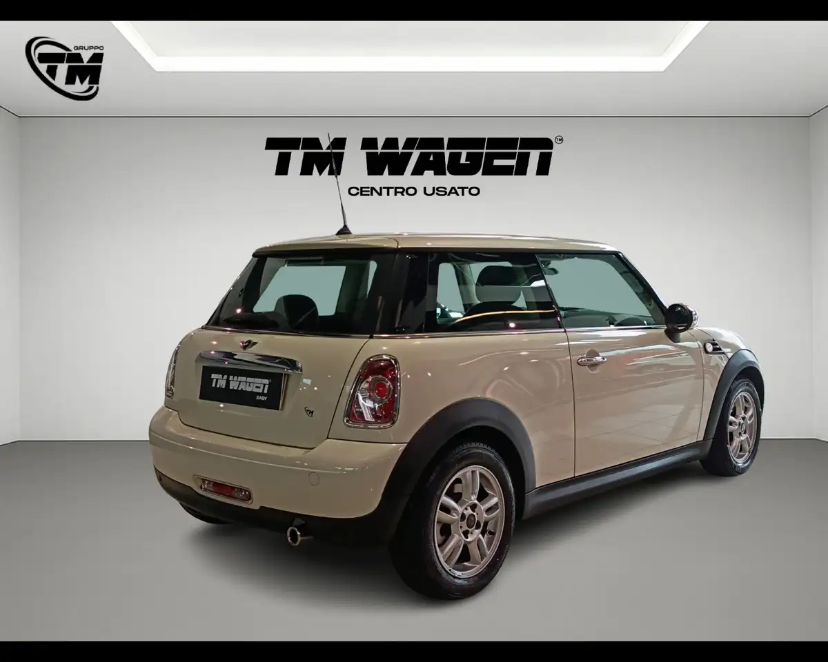 2010 MINI One 1.6 16V One (72kW) 98cv *NEOPATENTATI*, photograph 7