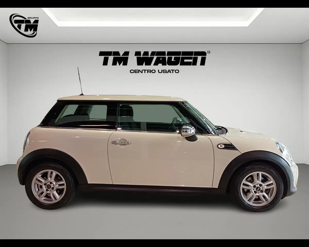 2010 MINI One 1.6 16V One (72kW) 98cv *NEOPATENTATI*, photograph 8