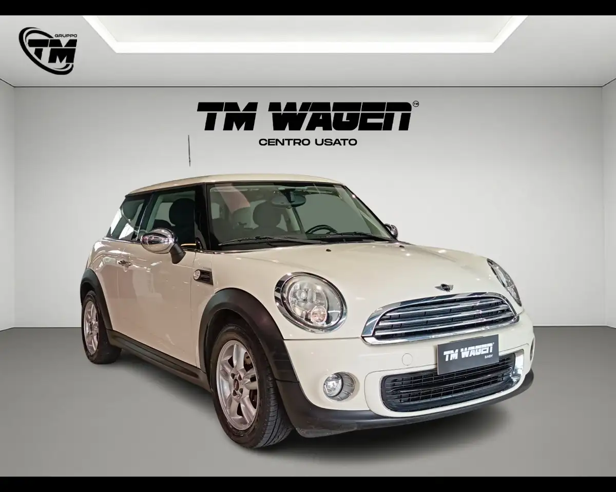 2010 MINI One 1.6 16V One (72kW) 98cv *NEOPATENTATI*, photograph 3