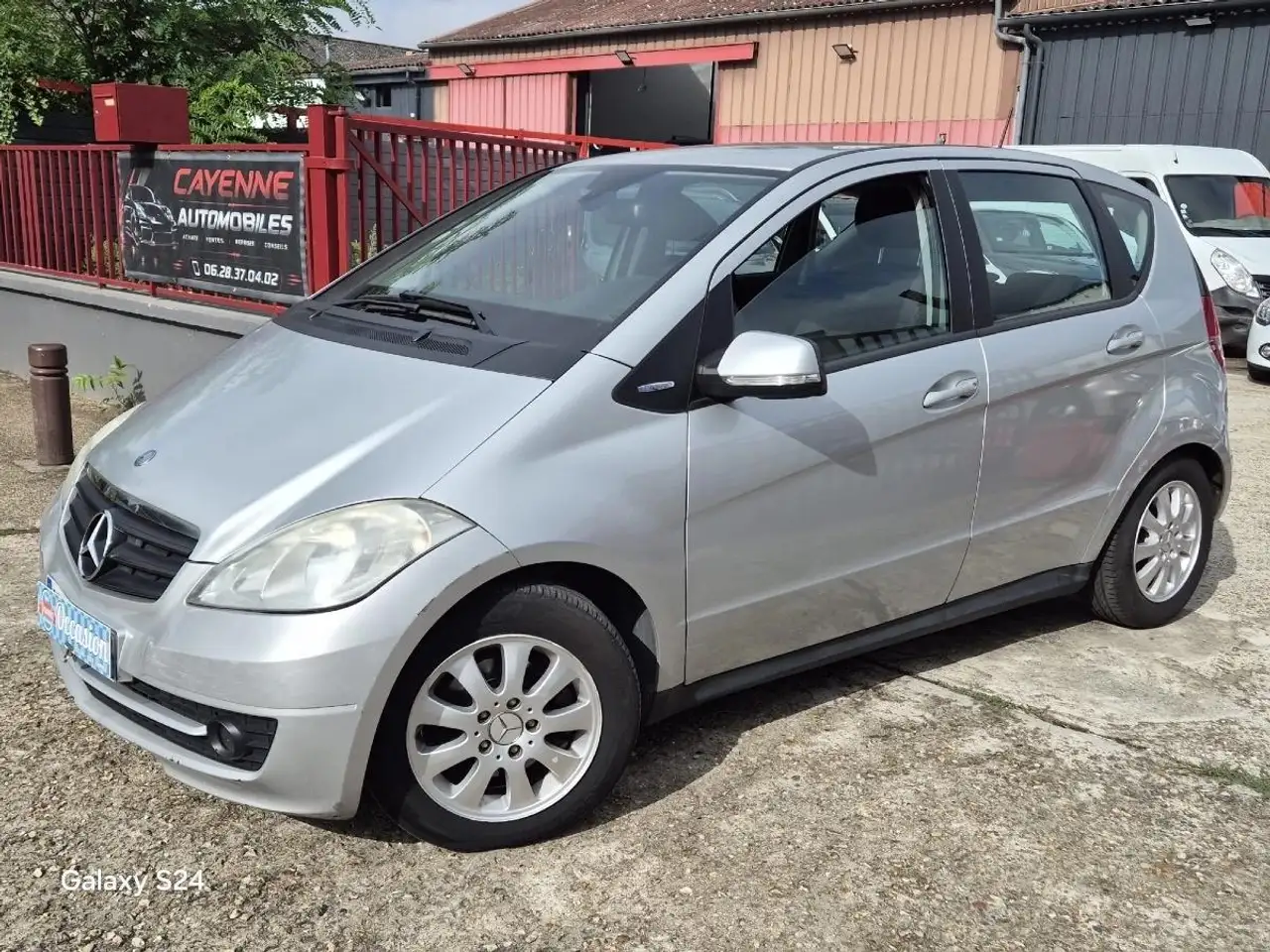 Mercedes-Benz A 160 2.0 160 CDI 80 BLUEEFFICIENCY CLASSIC — photo 1 of 12